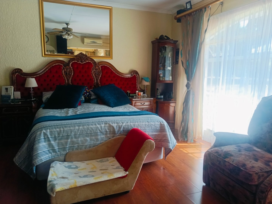 4 Bedroom Property for Sale in Wilkoppies North West